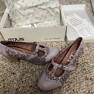 Mjus Luman in beautiful Mauve colour